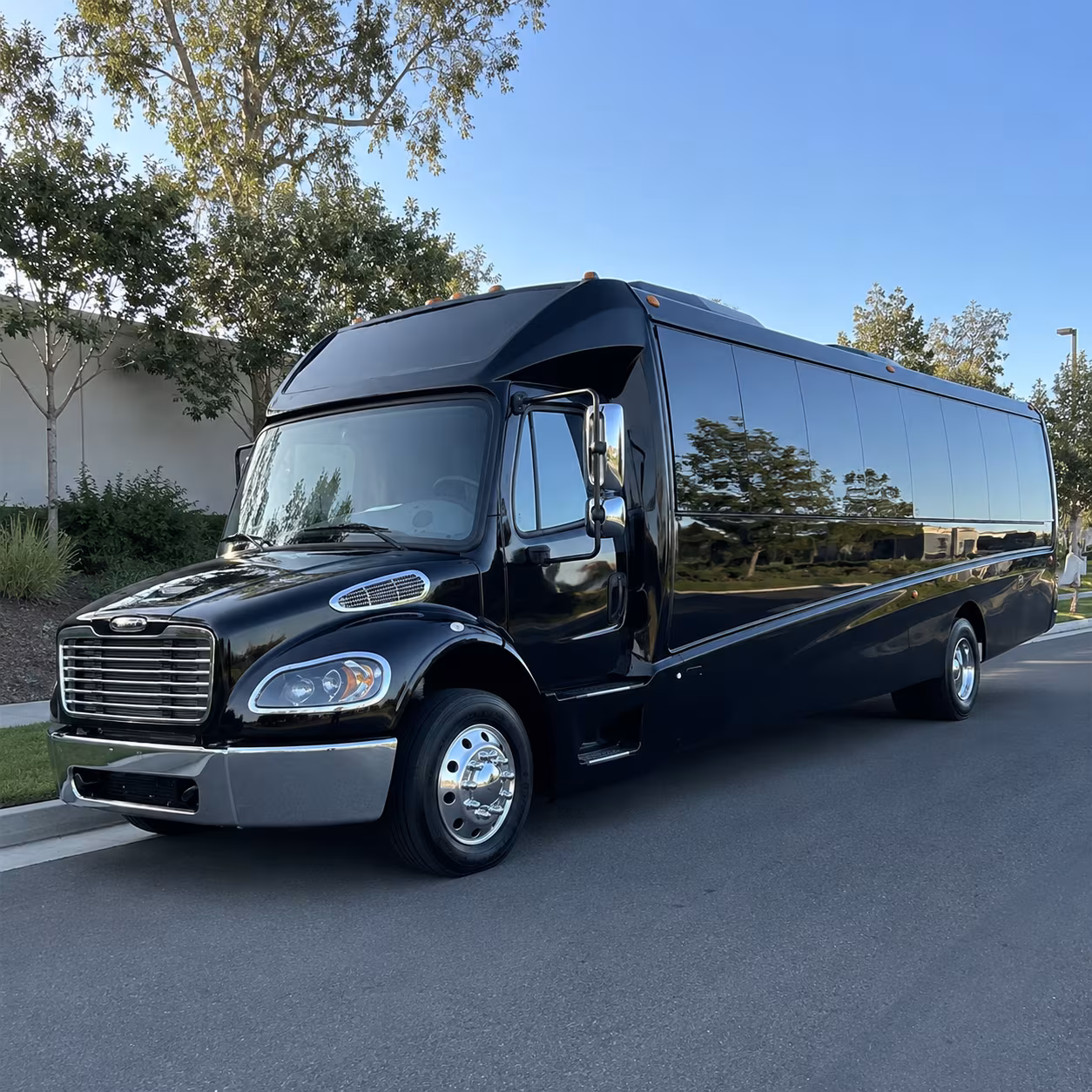 cupertino 15 passenger minibus