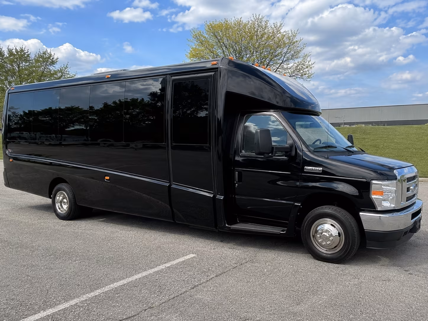 minibuses and sprinter vans for smaller concert groups around cupertino